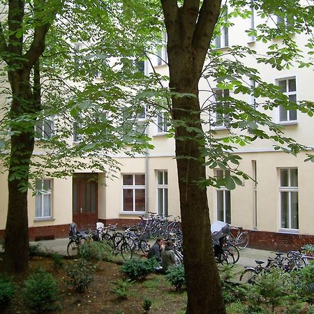 Quiet Courtyard Apartment Berlin Kültér fotó